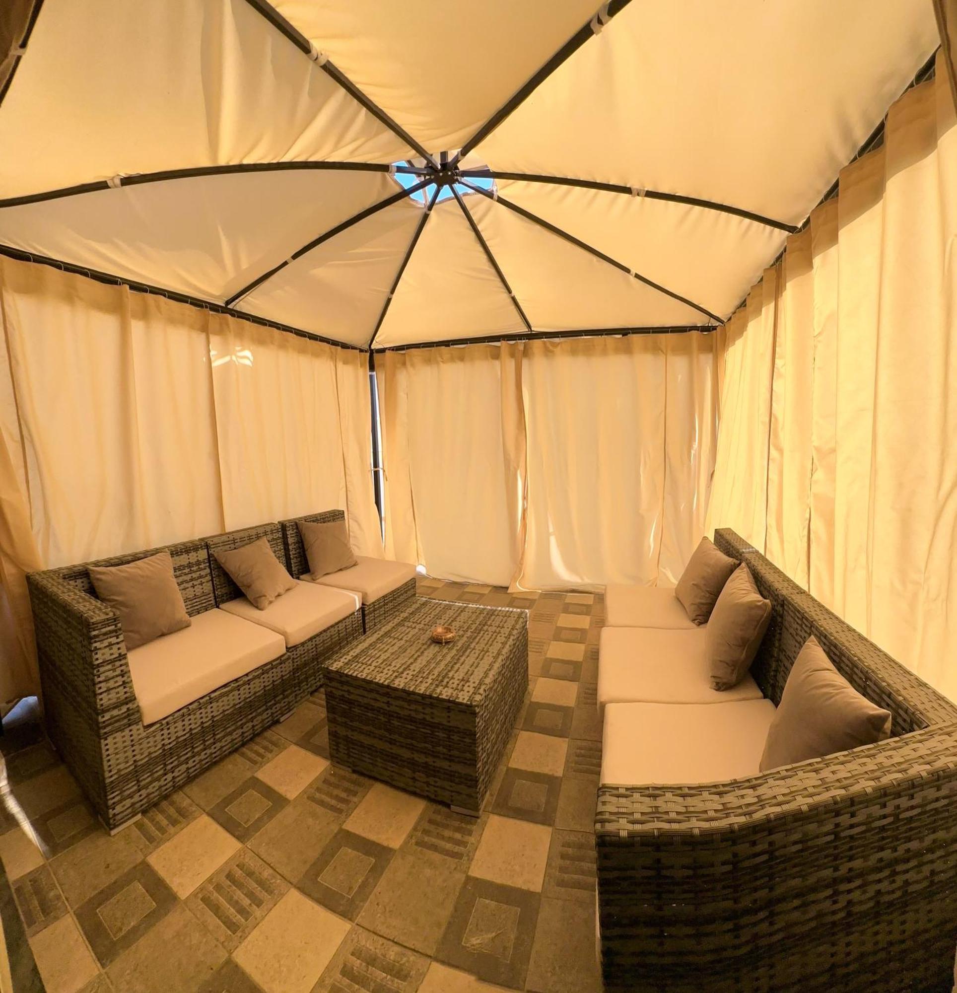 2Bd Apartment In A Rooftop With A Private Terrace El El Cairo Exterior foto